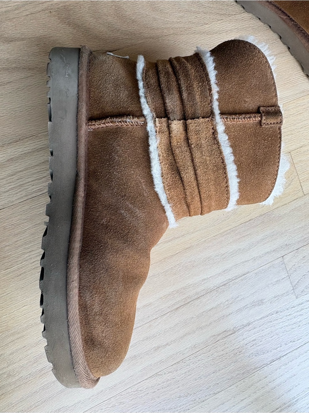 UGG Chestnut Suede Shearling Short Boot - Picture 6 of 10